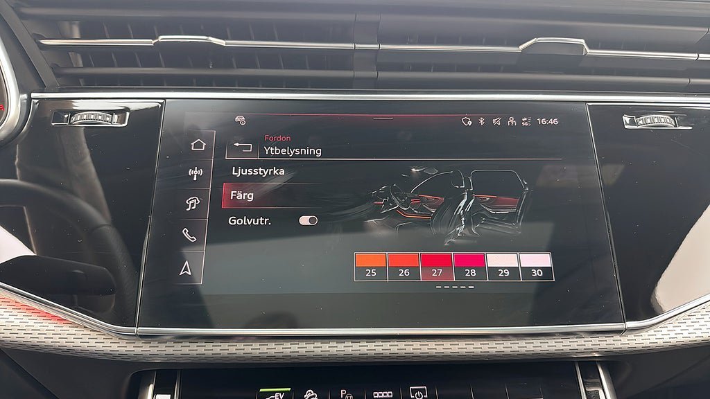 Vehicle Image 26