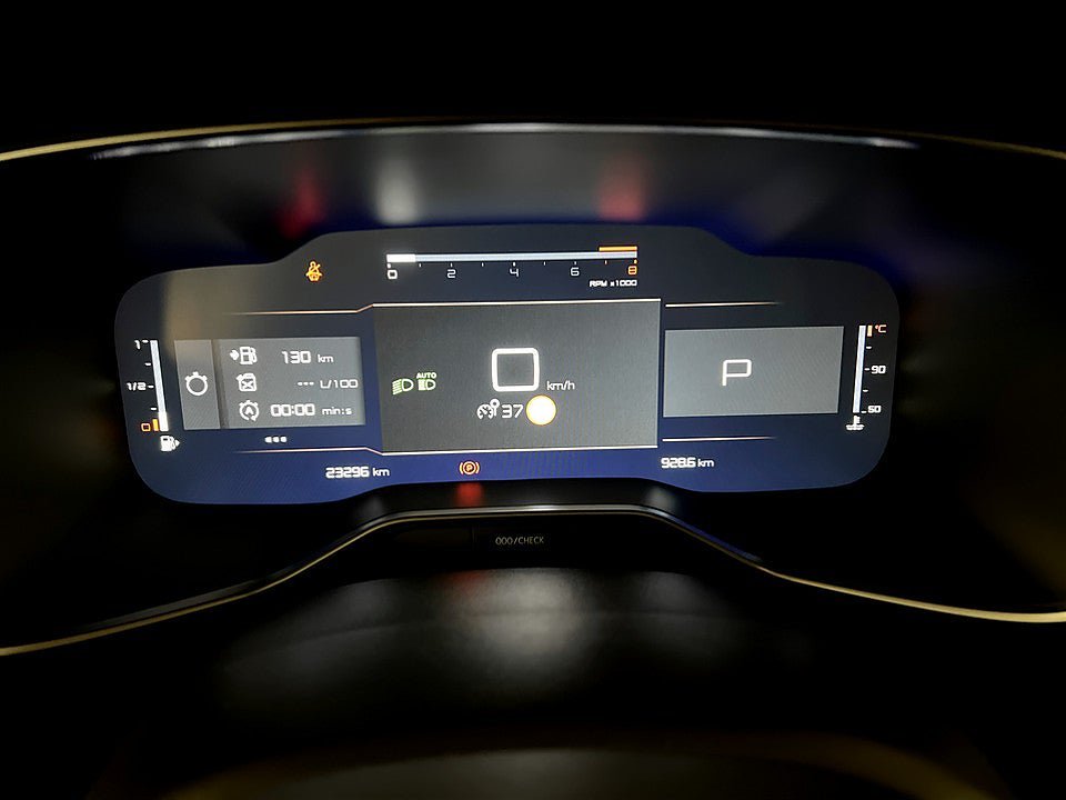 Vehicle Image 13