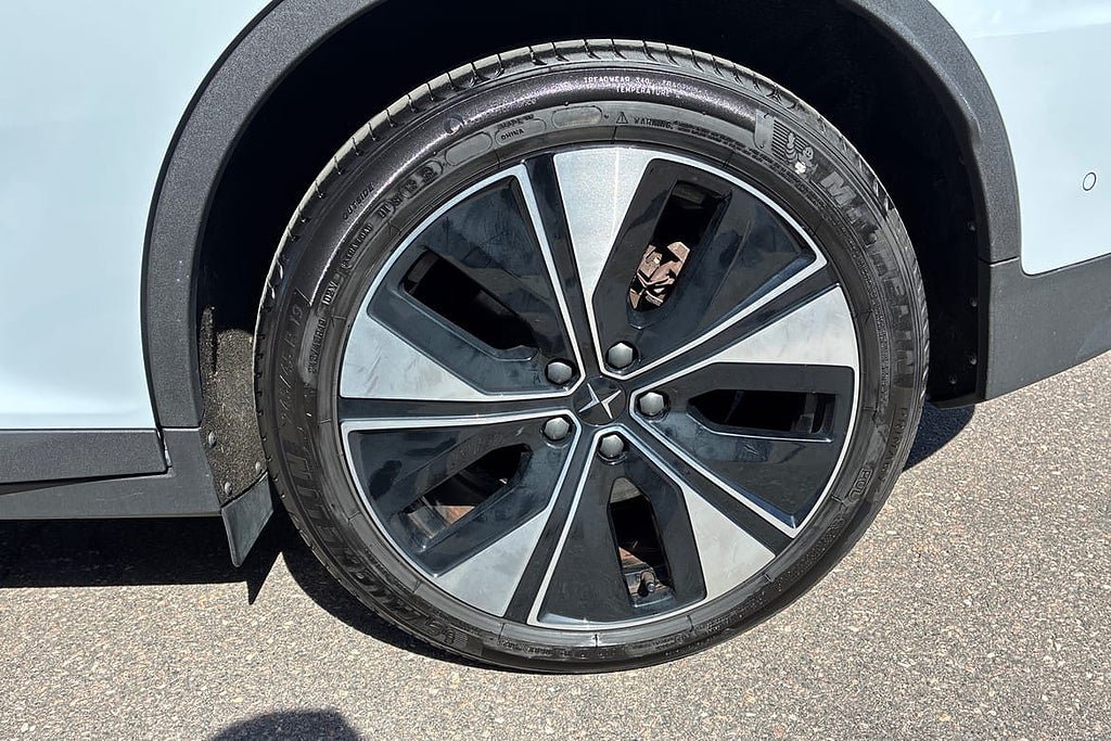 Vehicle Image 17