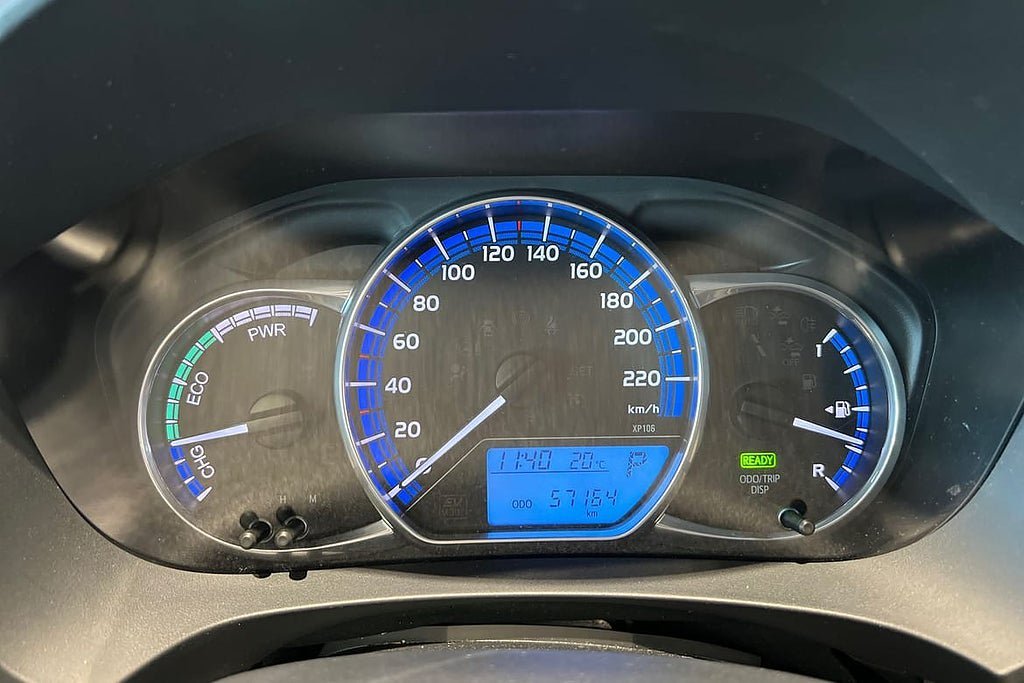 Vehicle Image 16