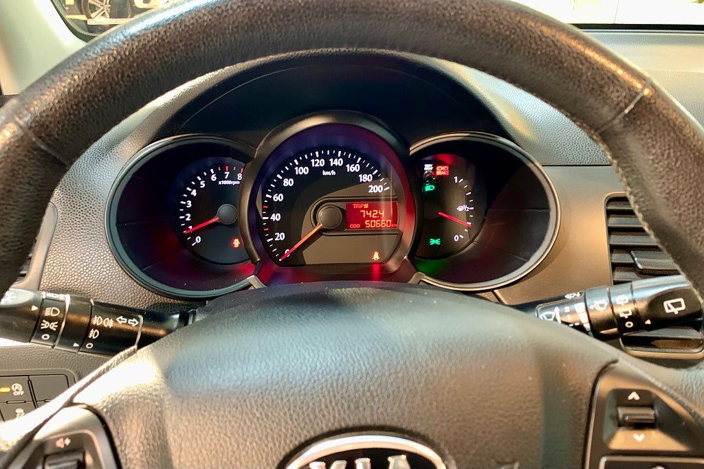 Vehicle Image 13