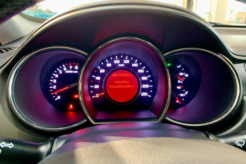 Vehicle Image 12