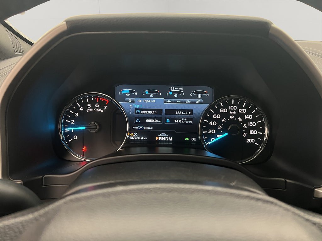 Vehicle Image 22