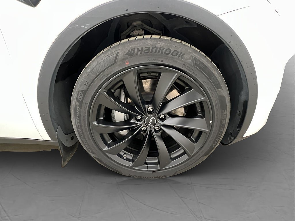 Vehicle Image 33