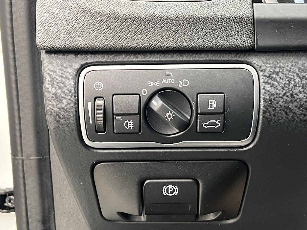 Vehicle Image 27