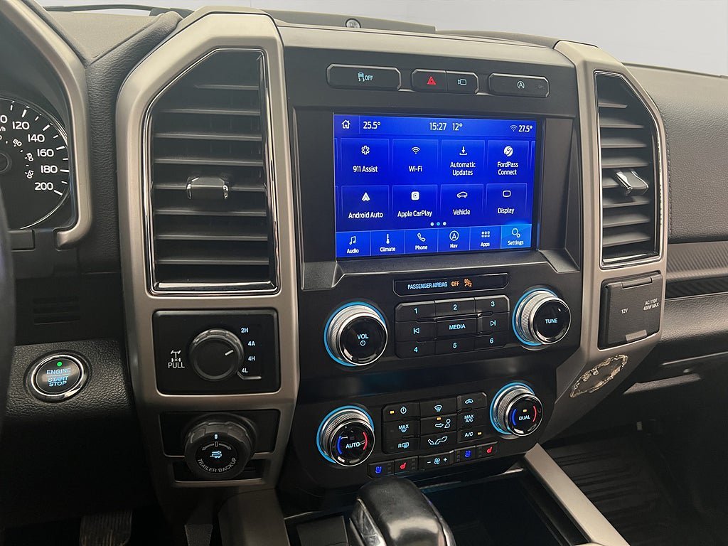 Vehicle Image 30