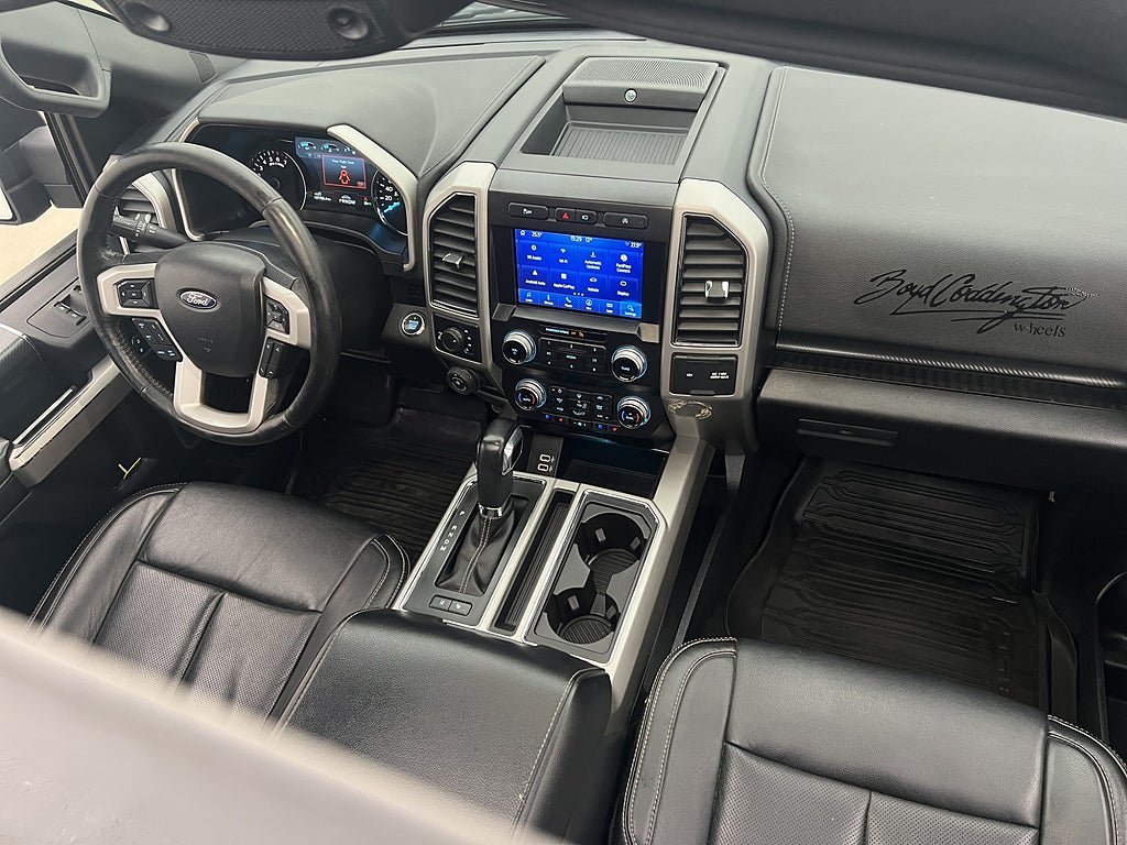 Vehicle Image 38