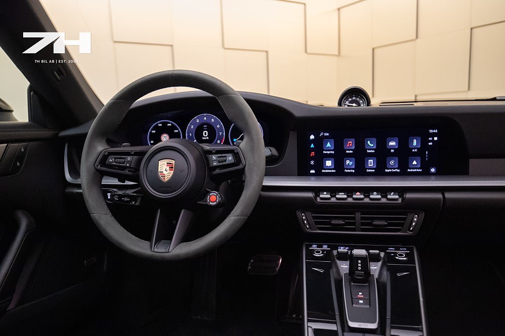 Vehicle Image 15