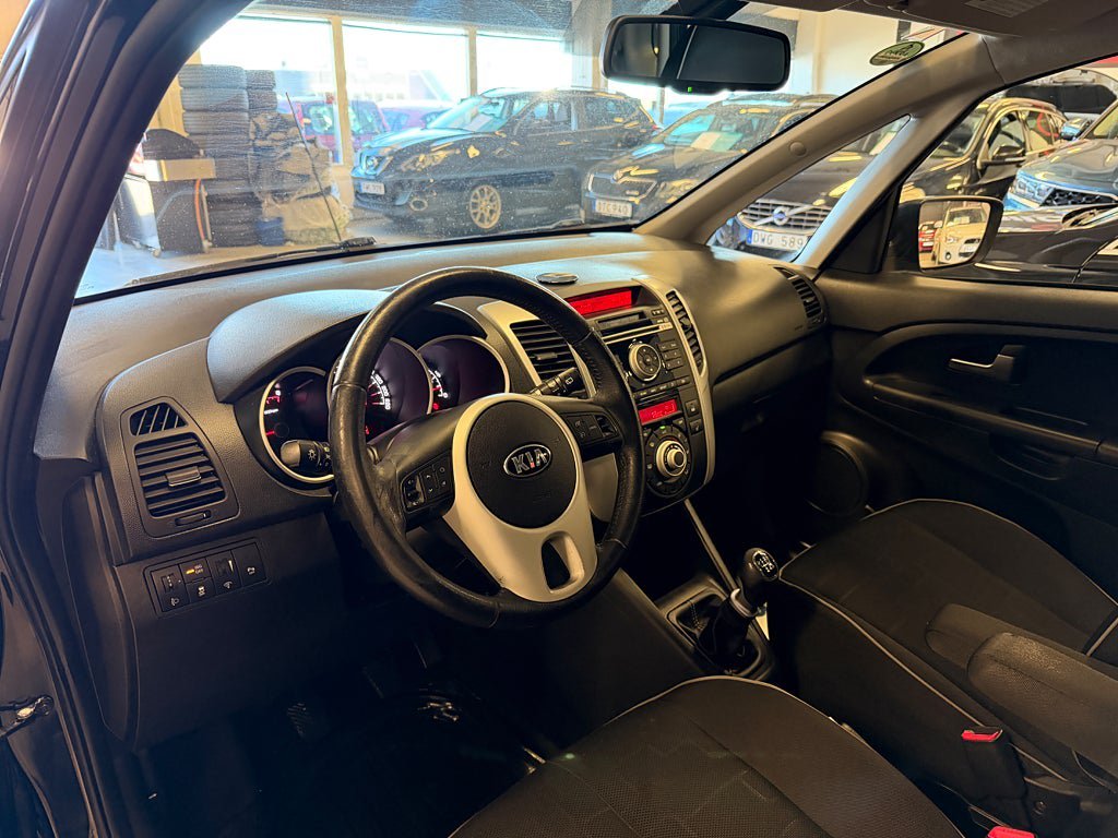 Vehicle Image 11