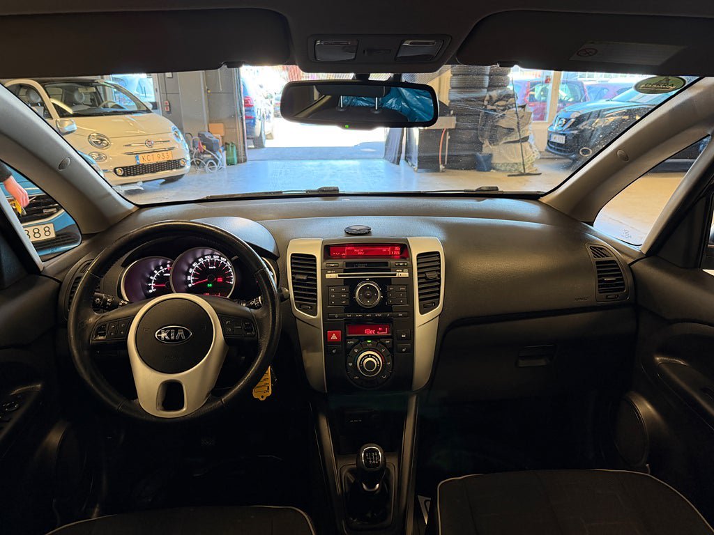 Vehicle Image 19