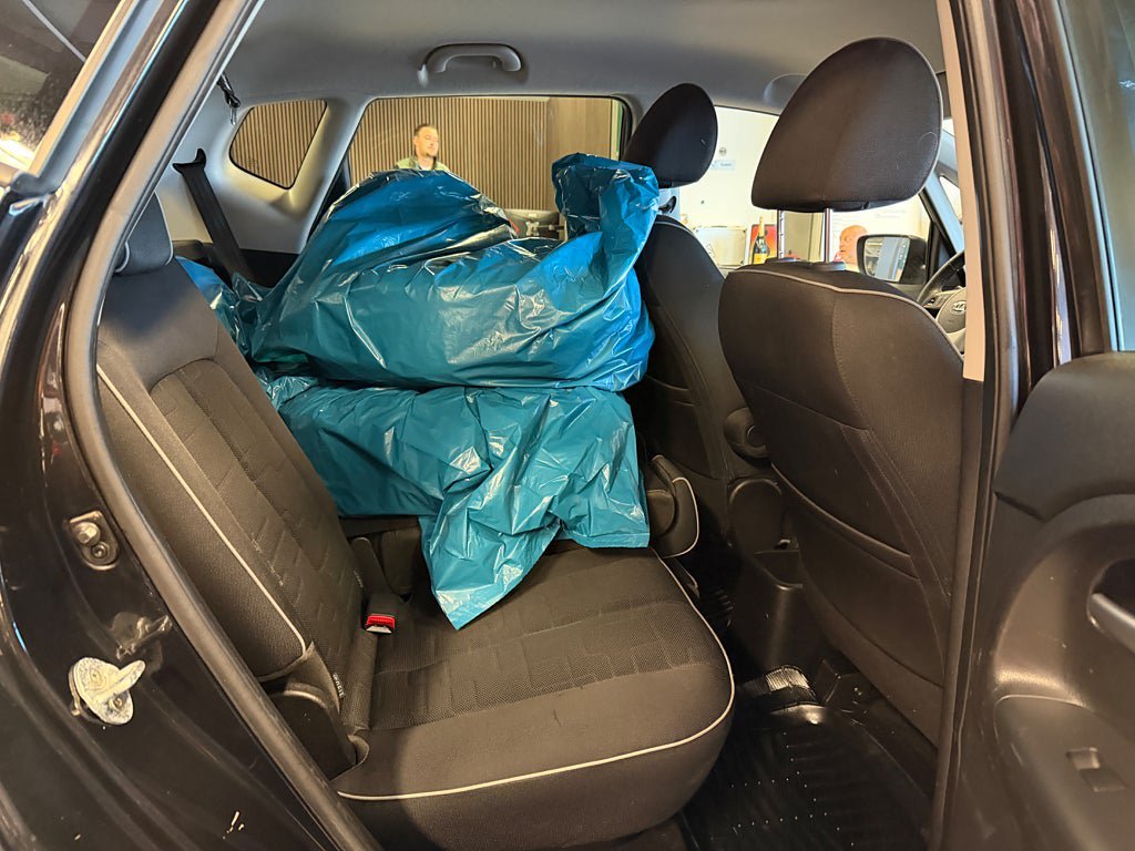 Vehicle Image 21