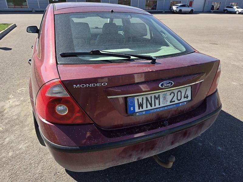 Vehicle Image 8