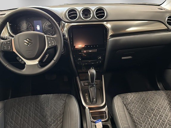 Vehicle Image 7