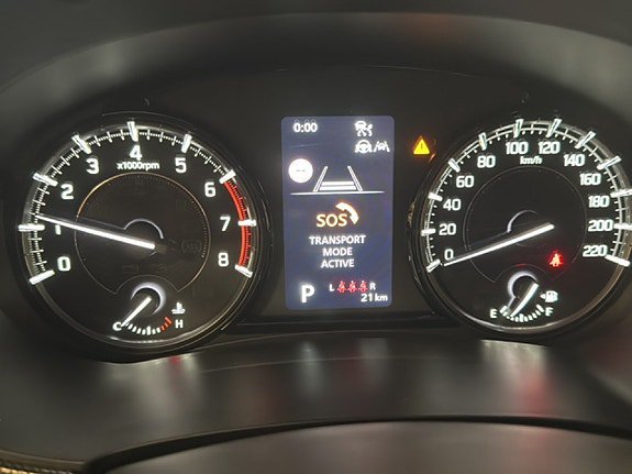 Vehicle Image 10