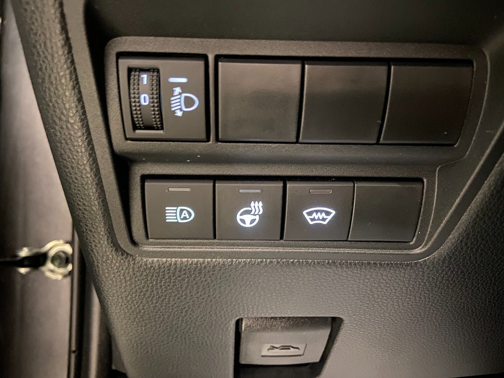 Vehicle Image 17