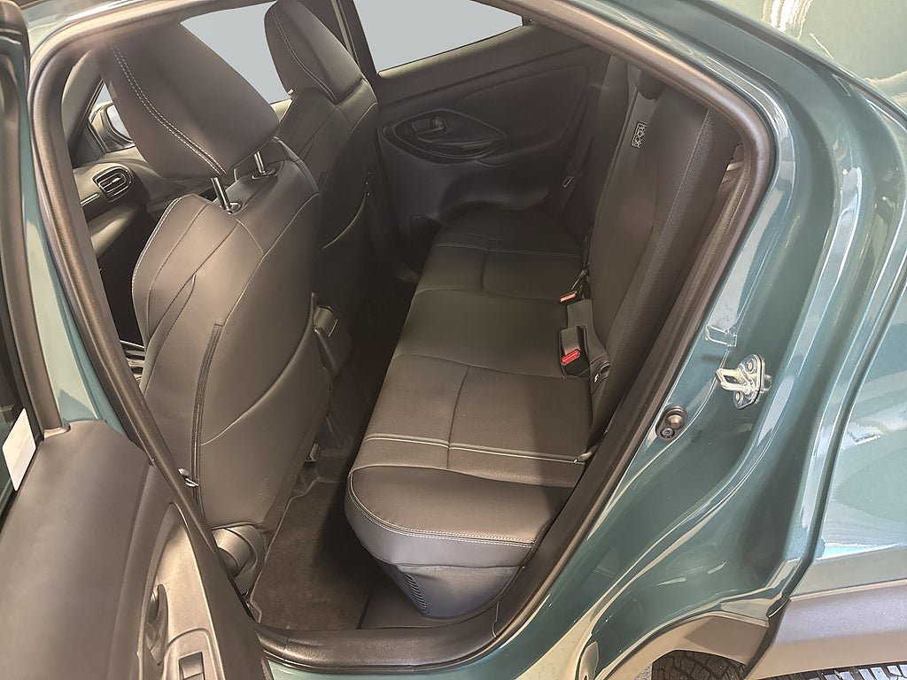 Vehicle Image 7
