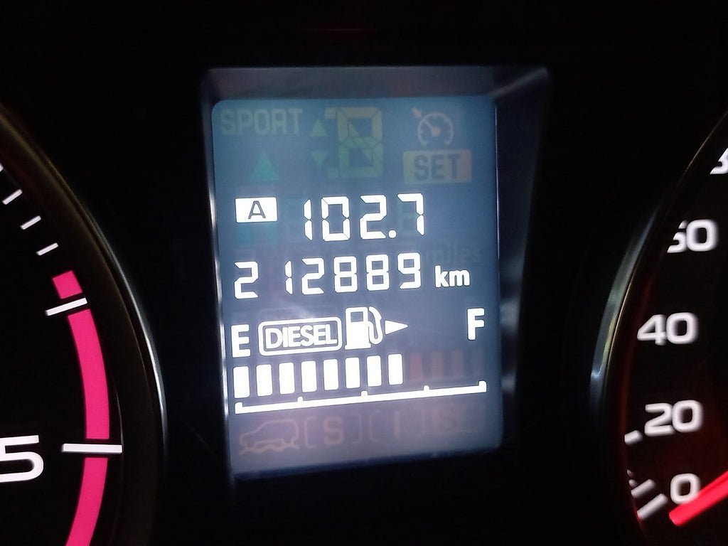 Vehicle Image 10