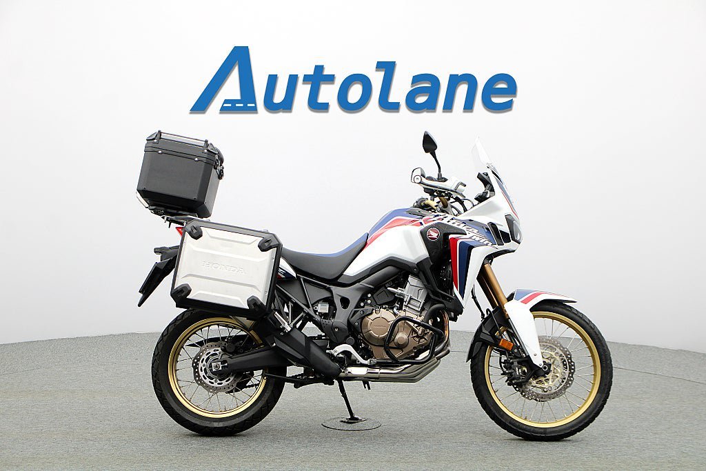 Vehicle Image 6