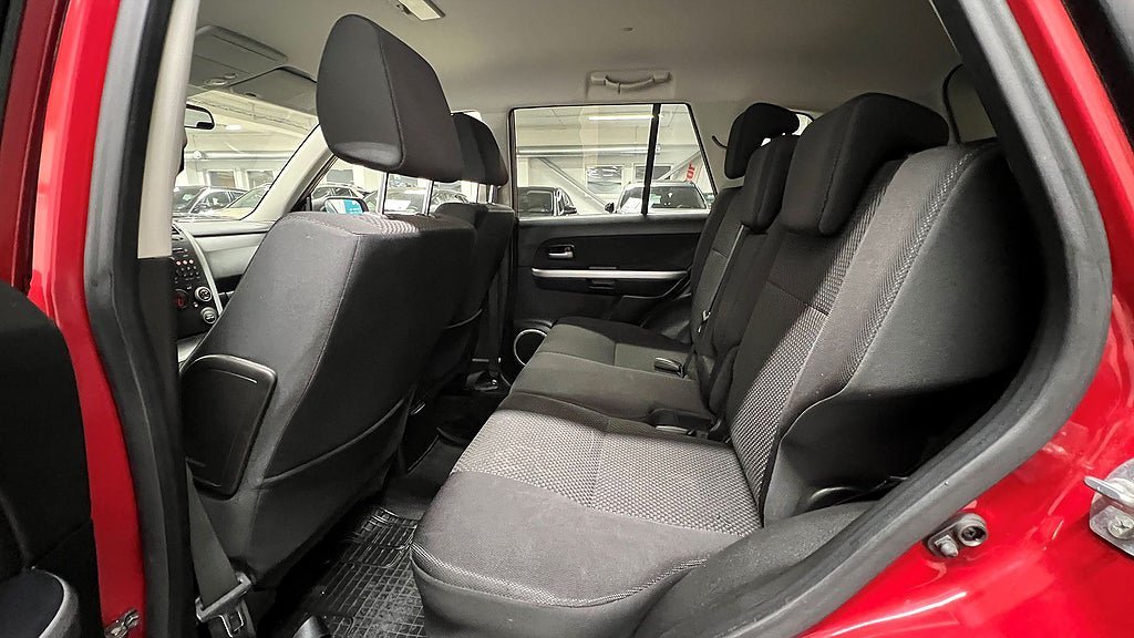 Vehicle Image 13
