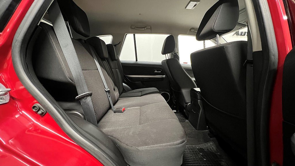 Vehicle Image 15