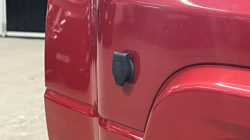 Vehicle Image 18