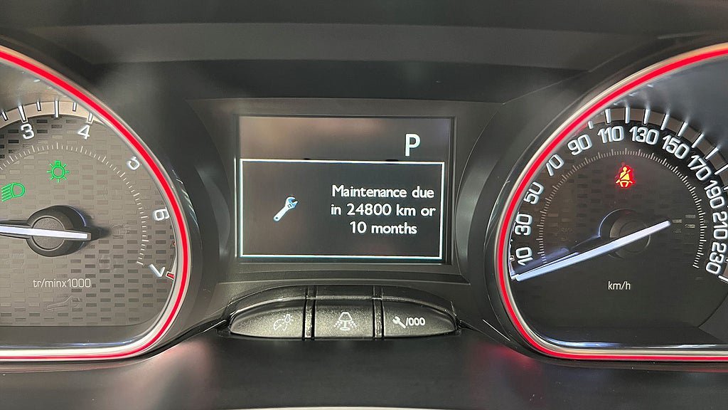 Vehicle Image 21