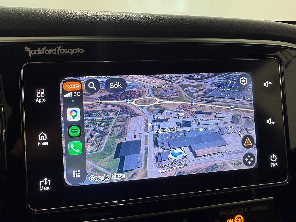 Vehicle Image 12