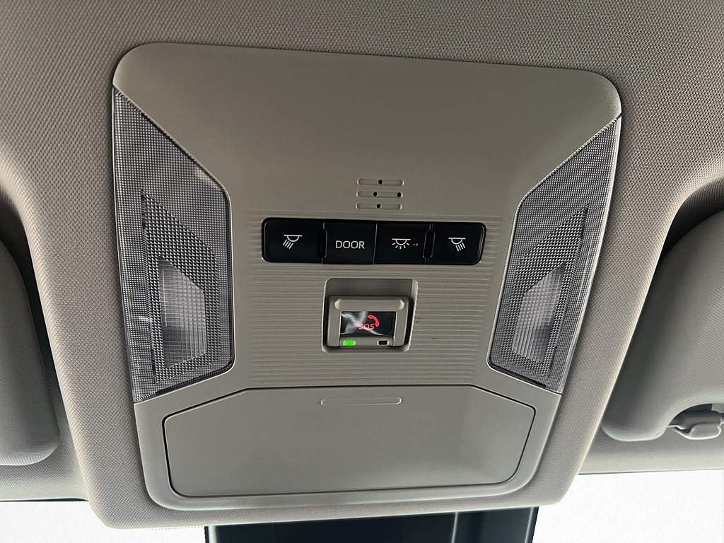 Vehicle Image 34