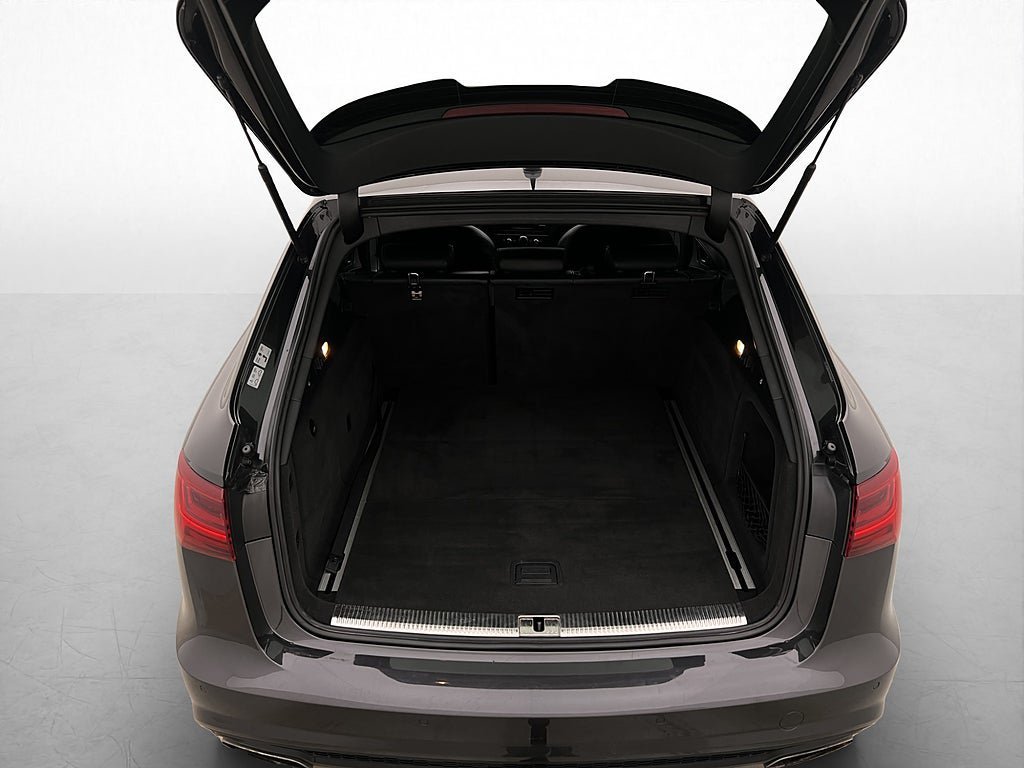 Vehicle Image 37