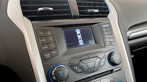 Vehicle Image 12