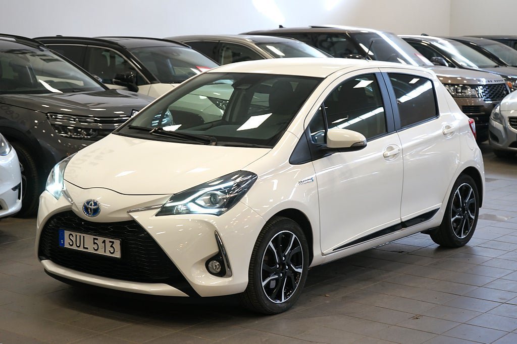 Vehicle Image 3