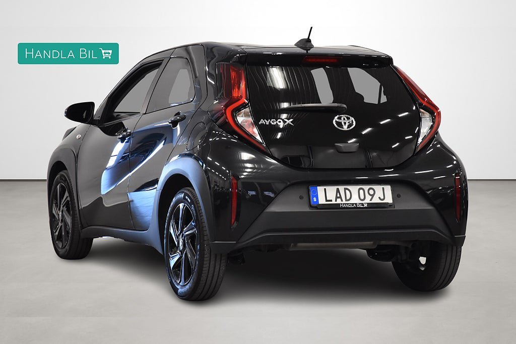 Vehicle Image 7
