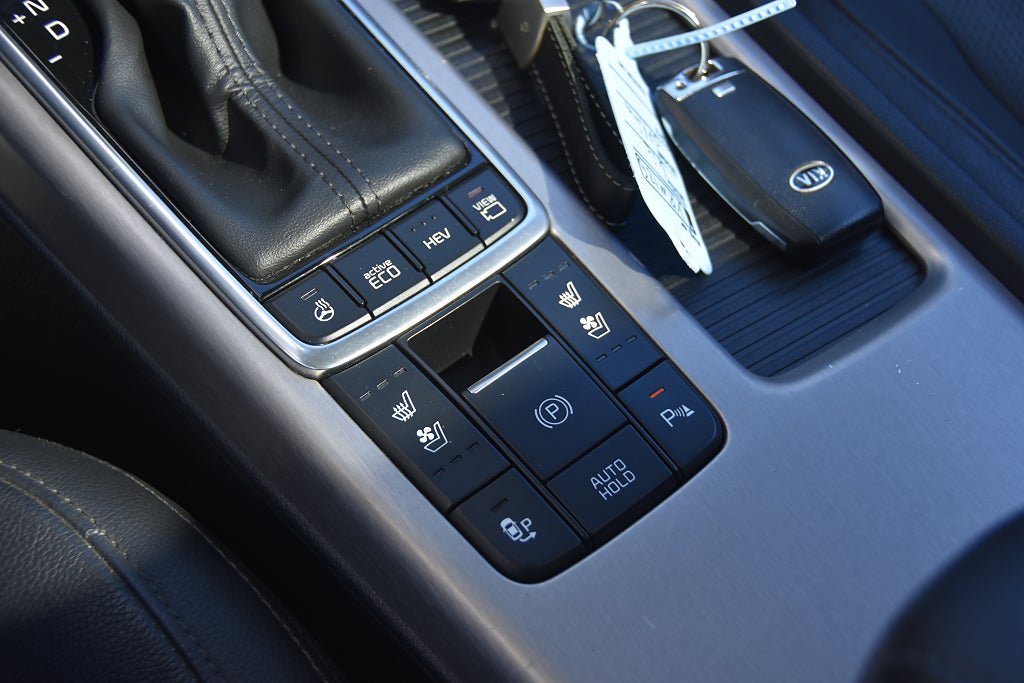 Vehicle Image 19