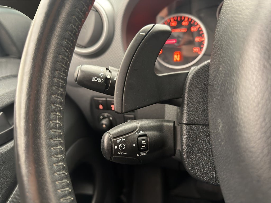 Vehicle Image 17