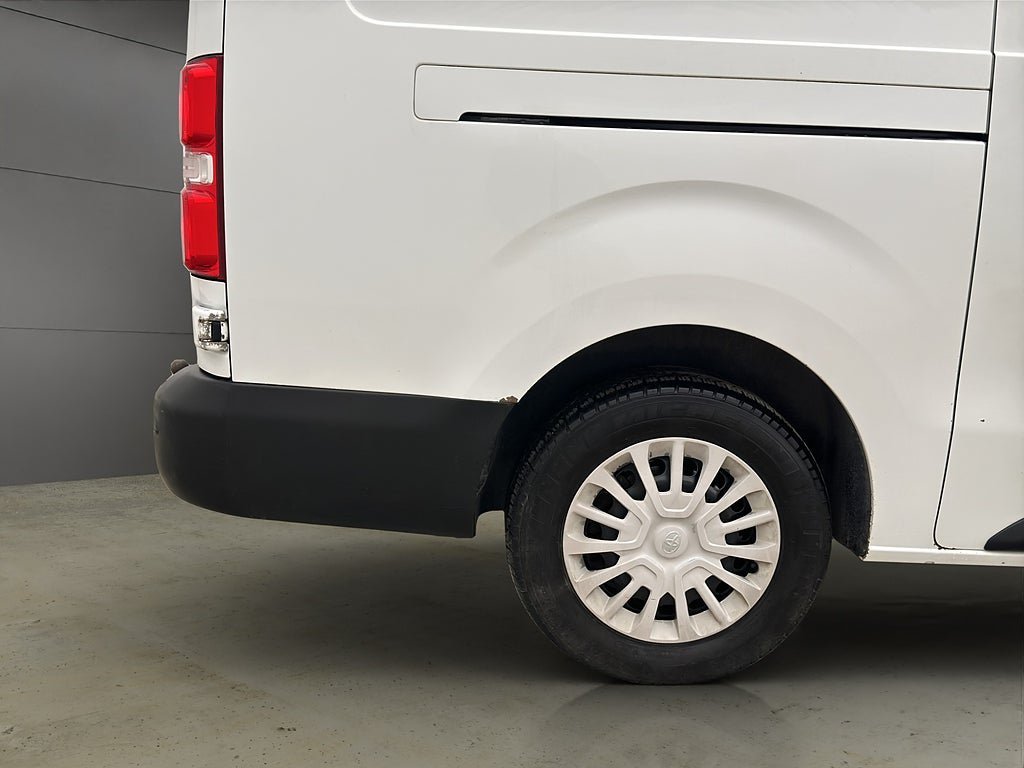 Vehicle Image 27