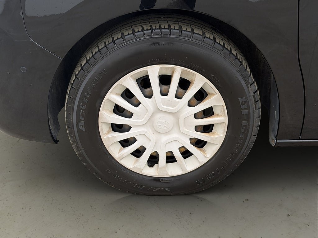 Vehicle Image 35