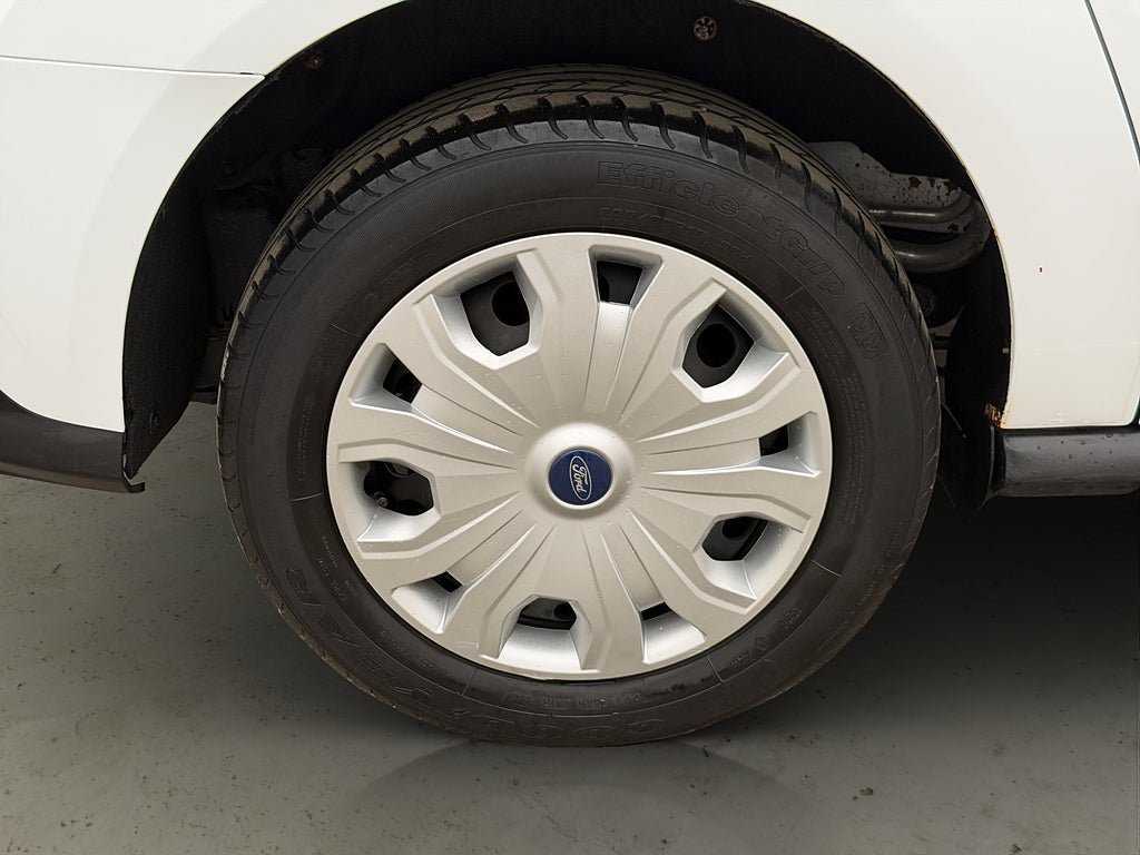 Vehicle Image 31