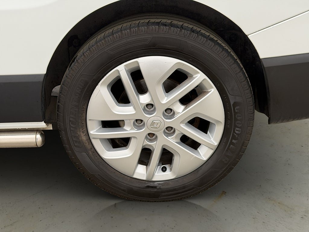 Vehicle Image 35