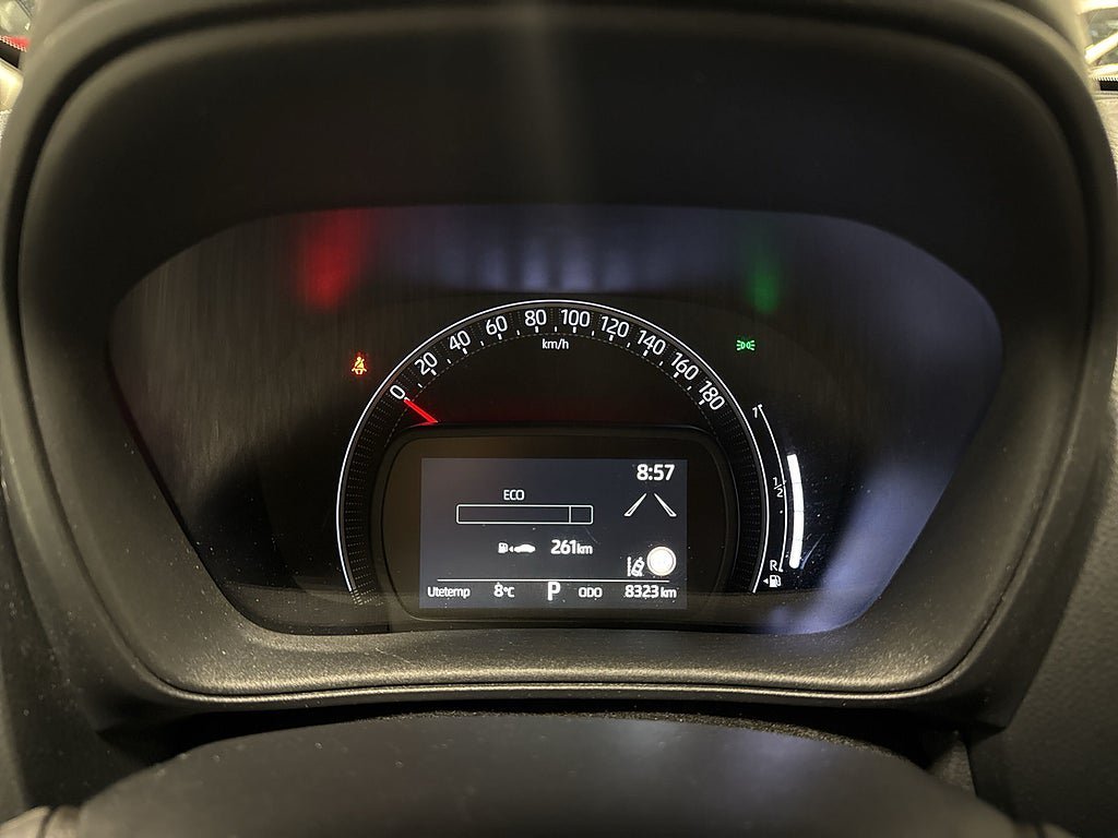 Vehicle Image 13