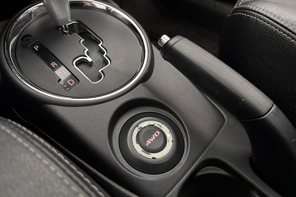 Vehicle Image 24