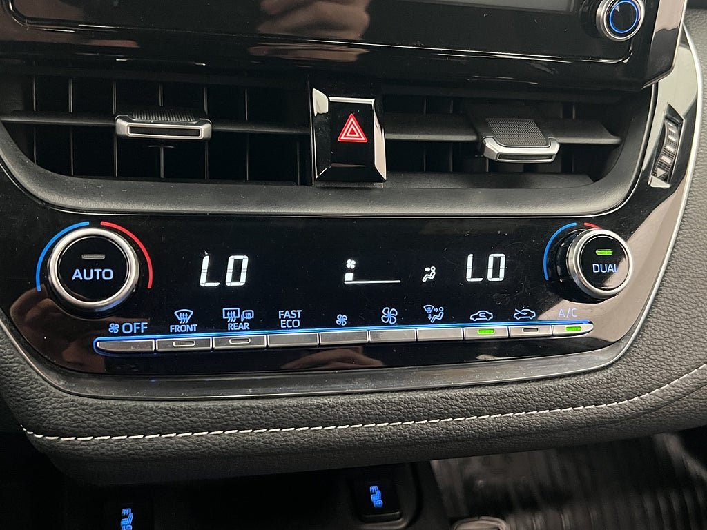 Vehicle Image 19