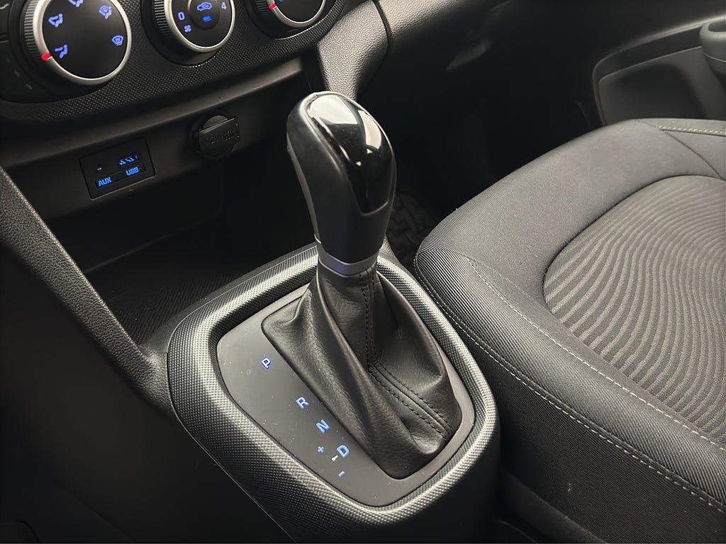 Vehicle Image 20
