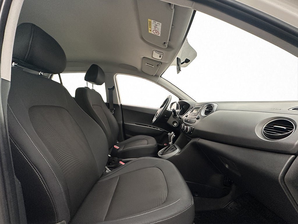 Vehicle Image 22