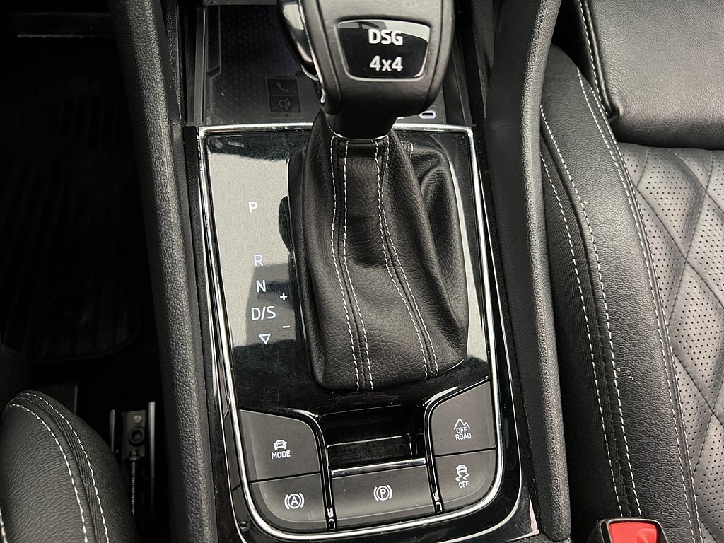 Vehicle Image 27