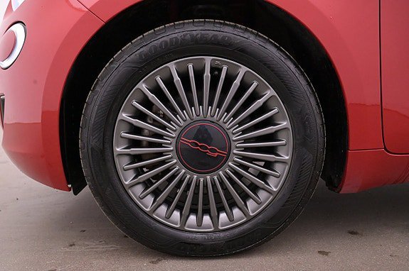 Vehicle Image 26