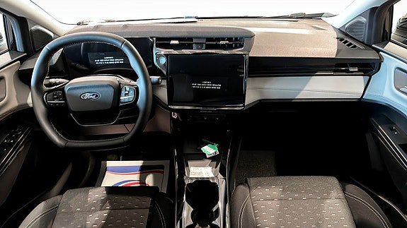 Vehicle Image 7
