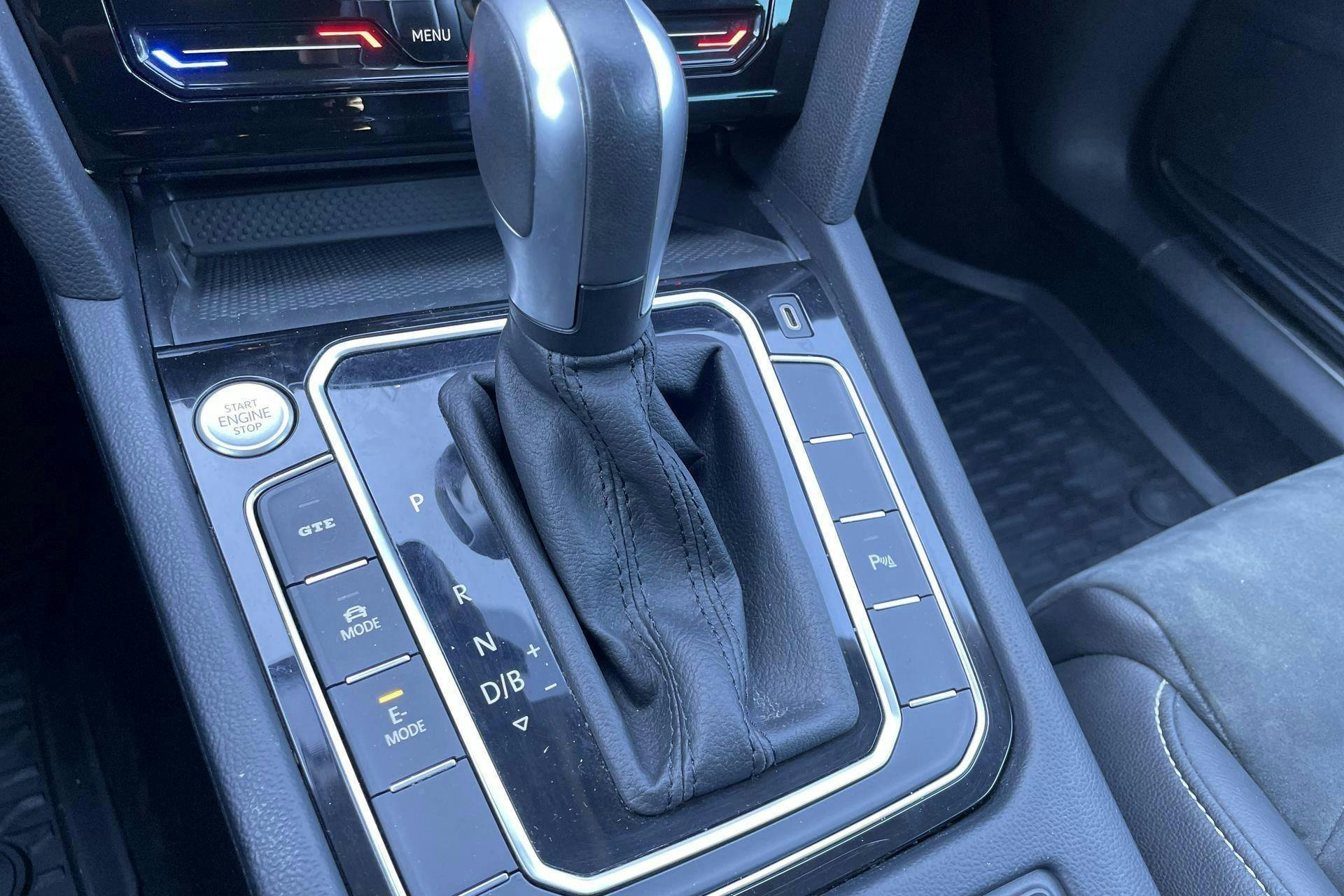 Vehicle Image 17