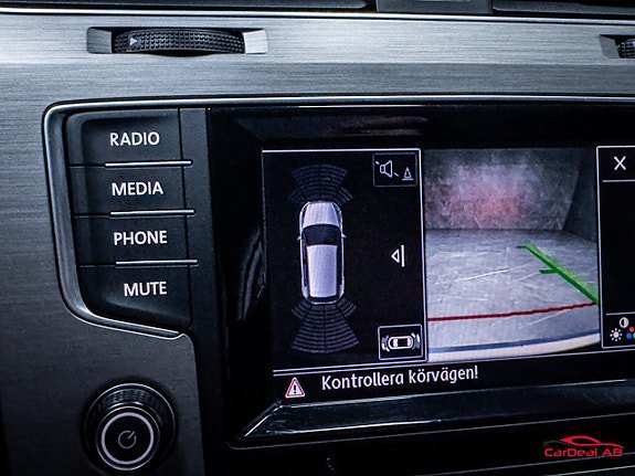 Vehicle Image 24