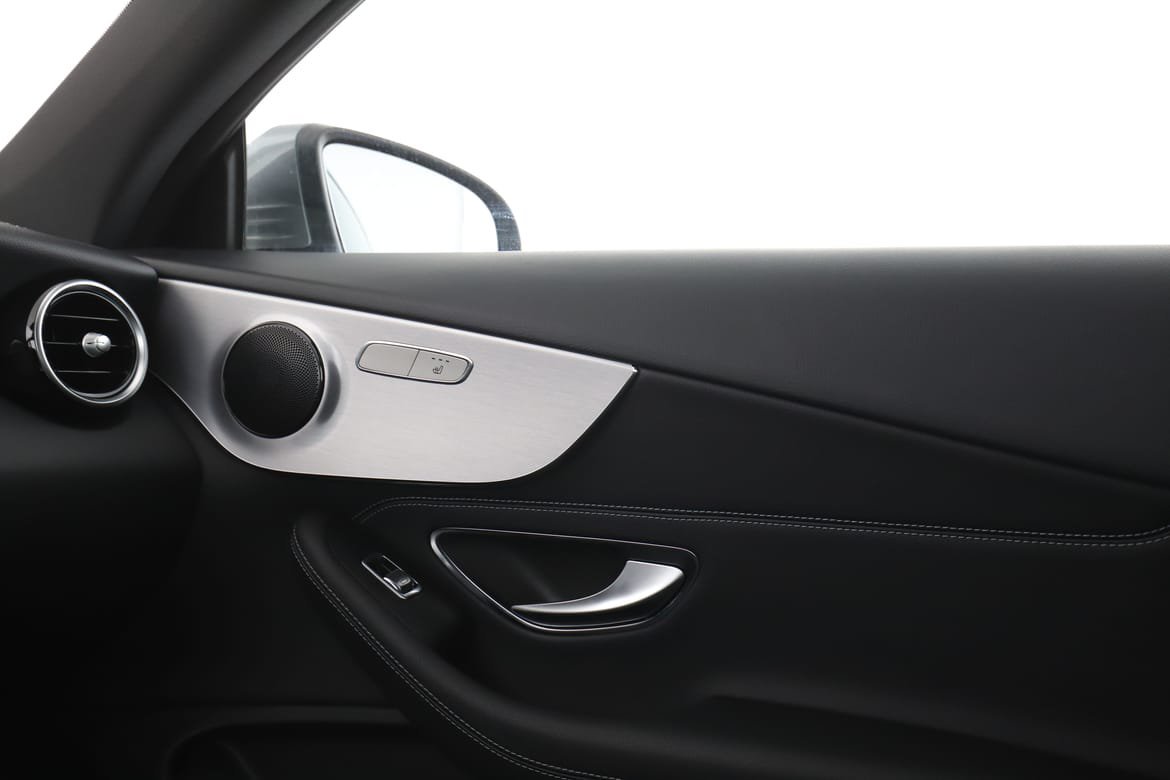 Vehicle Image 27