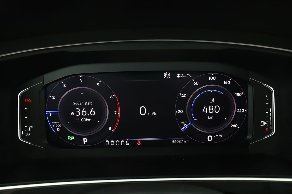Vehicle Image 21